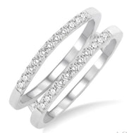 Diamond Wedding Bands  -  Women'